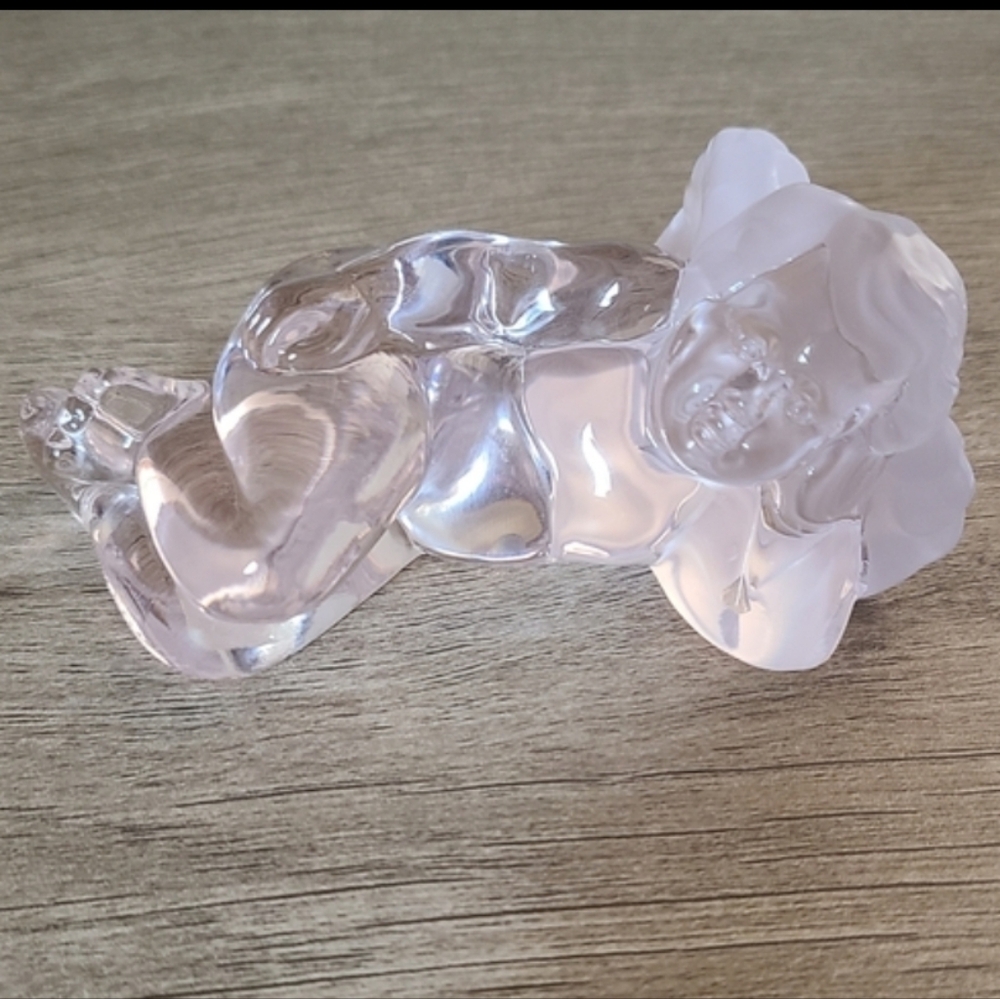 🔥DAUM FRANCE SIGNED PINK CRYSTAL LAYING CHERUB ANGEL FIGURINE ~ PAPERWEIGHT